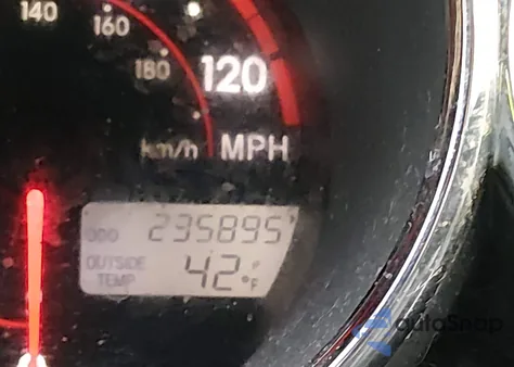 2005 Toyota Matrix z USA, uszkodzony, nr VIN 2T1KR32E45C356232